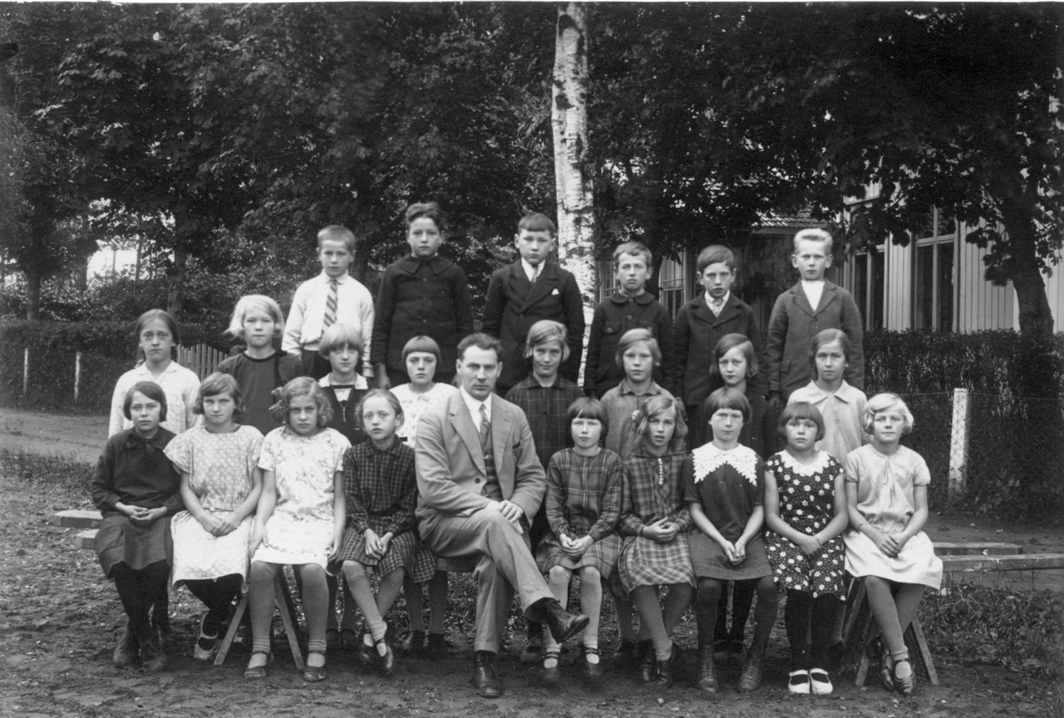 Säms skola 1928-1929, klass 3-4..., födda 1919-1920, bild
